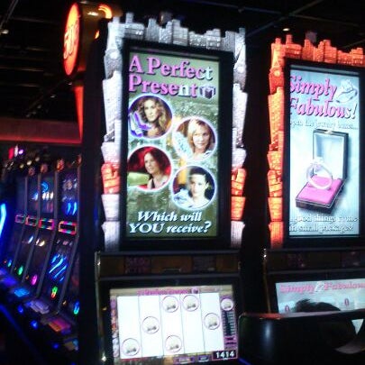 Photo taken at Casino Rama Resort by Rob S. on 3/30/2013
