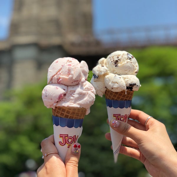 Photo taken at Brooklyn Ice Cream Factory by Yuna K. on 5/29/2018
