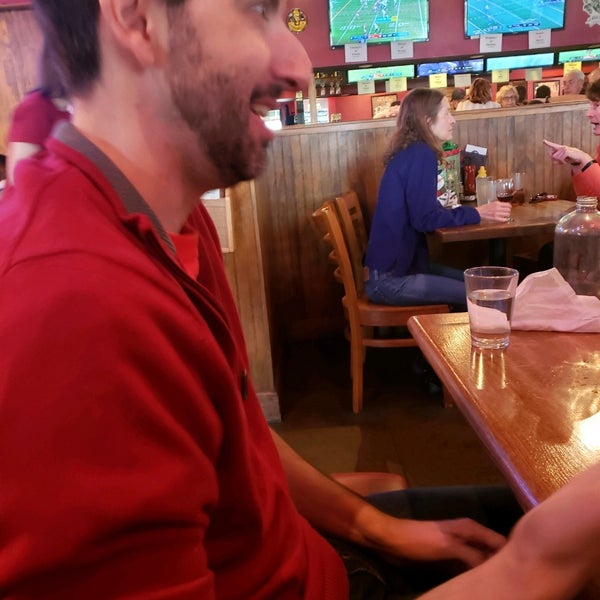 Photos at Lynnwood Grill American Restaurant in Raleigh