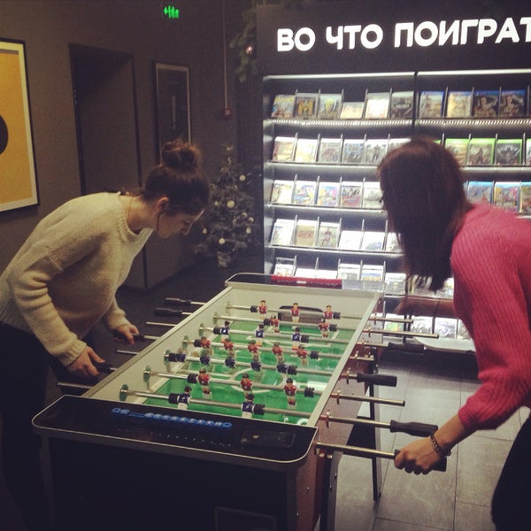 12/16/2014にOksana Y.がLEVEL UP Игровой Барで撮った写真