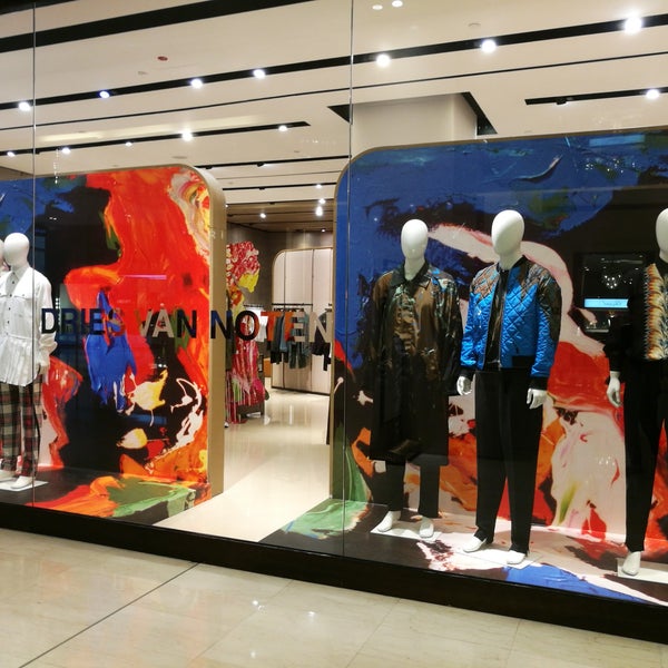 comme des garcons pavilion