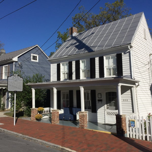 Patsy Cline Historic House 1 tip