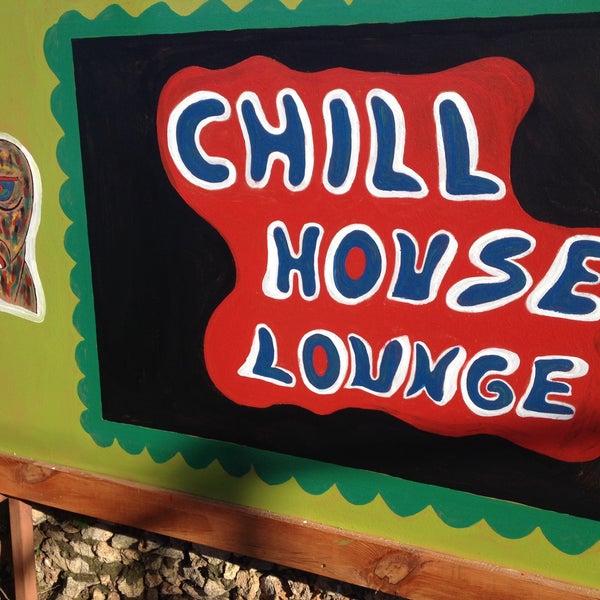 รูปภาพถ่ายที่ Chill House Lounge โดย mustafa e. เมื่อ 3/24/2015