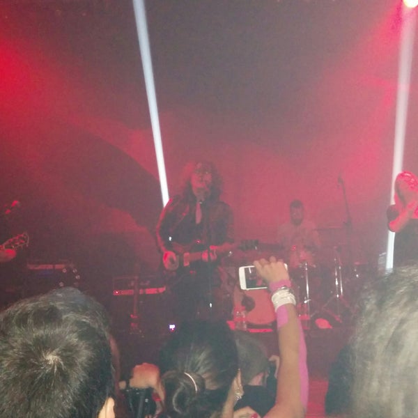 Anathema! Great show, despite the venue is the worst in SP for small shows (Carioca Club is way better than Clash Club)