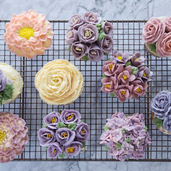 Have you tried these: www.bloomingcakes.com.au