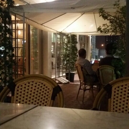 Foto tomada en Lebanos Restoraunt &amp; Cafe  por Servicexcellence el 3/31/2014
