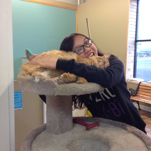 Tropic Waters Pet Center Pet Supplies Store in Eau Claire