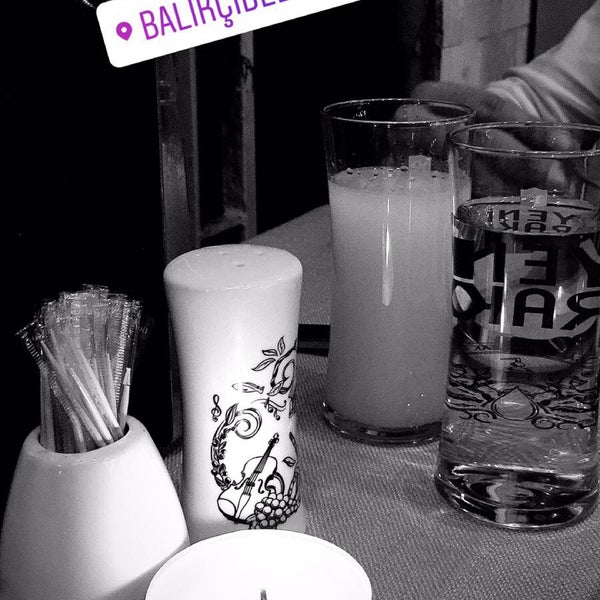 Photo taken at Balıkçıdede Restaurant by Yasin A. on 8/8/2018