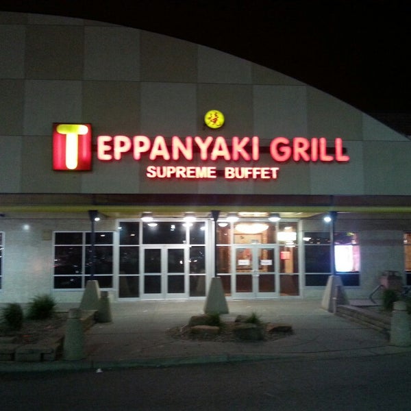 Foto scattata a Teppanyaki Grill &amp; Supreme Buffet - Minneapolis da Seth P. il 11/11/2013
