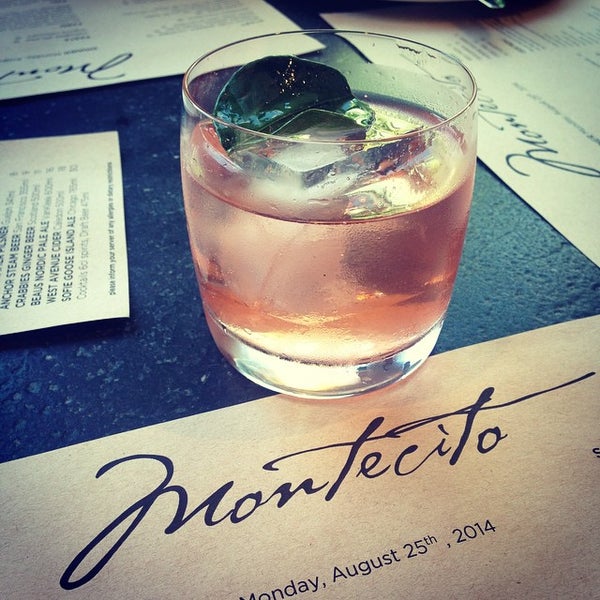 8/25/2014 tarihinde Michel S.ziyaretçi tarafından Montecito Restaurant'de çekilen fotoğraf