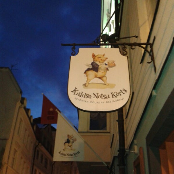 Foto scattata a Kuldse Notsu Kõrts (Golden Piglet Inn) da Lentochka il 2/27/2013