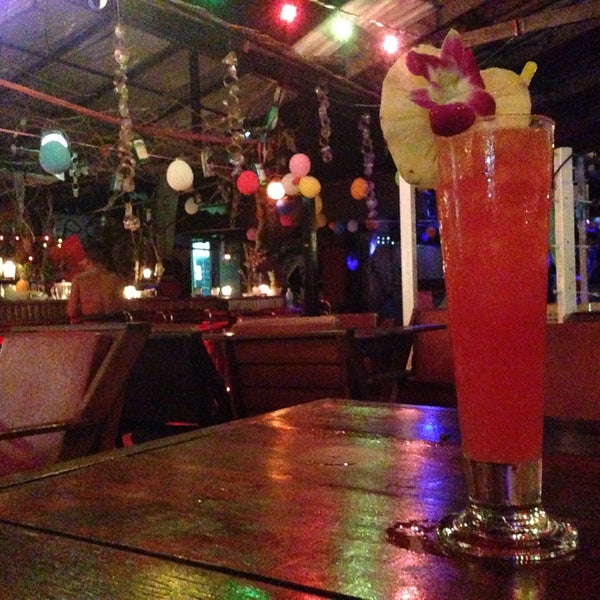 Last bar. Аркейн бар. Кафе актер страстной бульвар. Last bar. Страстной бульвар 4 стр 3 бар.