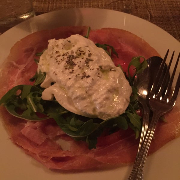 The burrata with prosciutto special was very good.