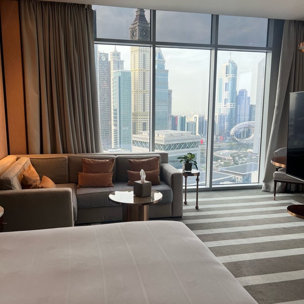 2/28/2024 tarihinde Ibrahimziyaretçi tarafından Waldorf Astoria Dubai International Financial Centre'de çekilen fotoğraf