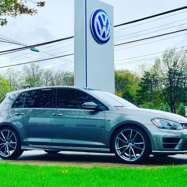 Reydel Volkswagen of Edison, New Jersey. VW Dealer Edison, NJ
