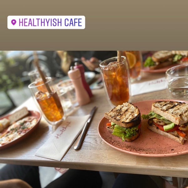 Foto tirada no(a) Healthyish Cafe por Sedef em 10/19/2019