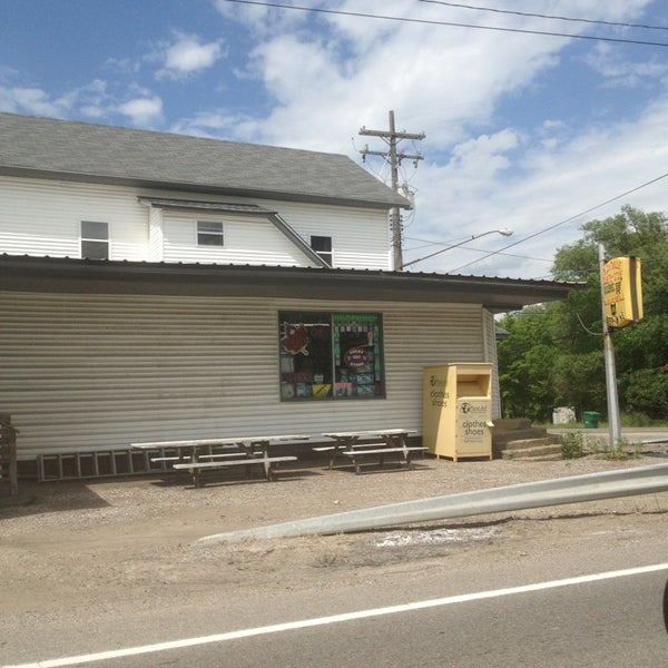 Montville Country Store Montville, OH