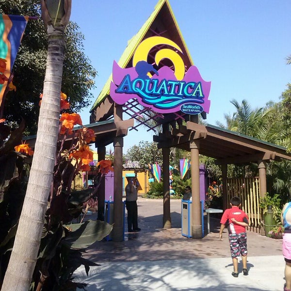 Photo taken at Aquatica San Diego, SeaWorld&#39;s Water Park by Brian M. on 9/15/2013