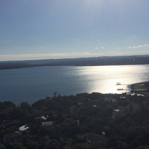 Photo taken at Lake Travis Yacht Charters by Joep v. on 1/3/2016