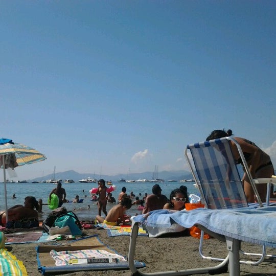 Photos At Spiaggia Libera Attrezzata Nettuno Sestri