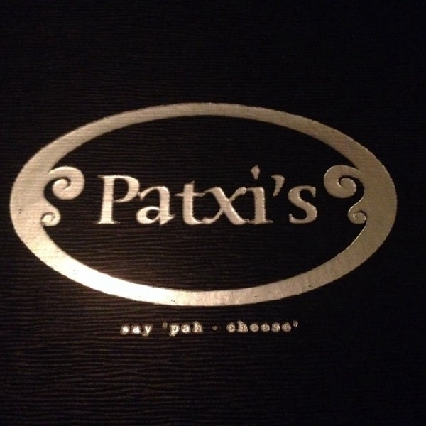 Снимок сделан в Patxi&#39;s Pizza пользователем Kincaid W. 11/15/2013