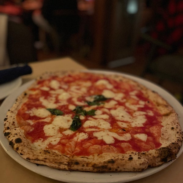 Снимок сделан в L’Antica Pizzeria da Michele пользователем AFNAN ♍. 10/23/2021
