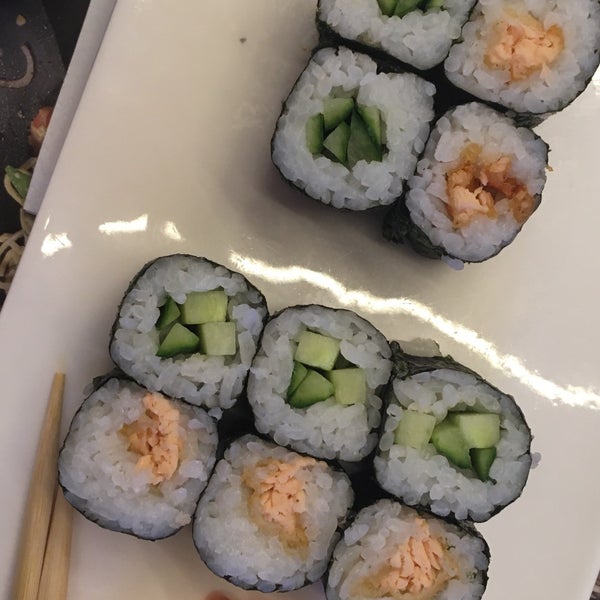 Foto diambil di My Wok &amp; Sushi oleh Robert B. pada 6/3/2017