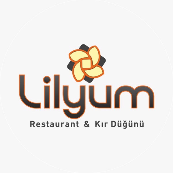 Photo taken at Lilyum Restaurant &amp; Kır Düğünü by Burak U. on 4/24/2019