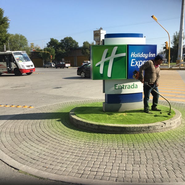 Photo taken at Holiday Inn Express Puebla by Cenker K. on 10/19/2016
