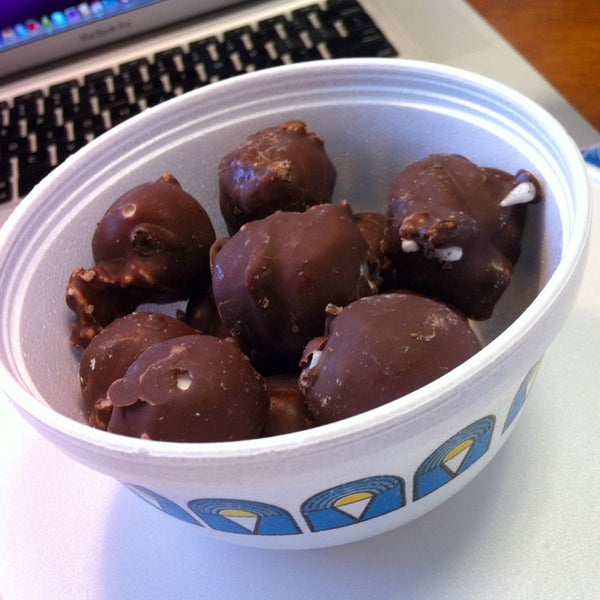 Lic's Deli & Ice Cream Downtown Evansville 6 tips