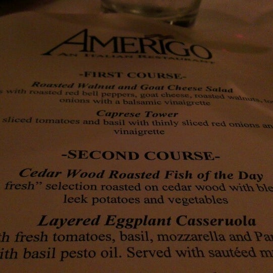 3/24/2013 tarihinde Ulrik ⚓.ziyaretçi tarafından Amerigo Restaurant'de çekilen fotoğraf