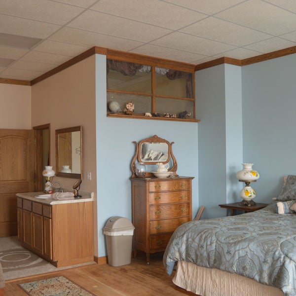 The Gate City Hotel & Grill 445 2nd St