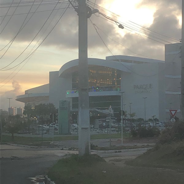 รูปภาพถ่ายที่ Parque Shopping Maceió โดย R I S O L E T E M. เมื่อ 1/19/2021