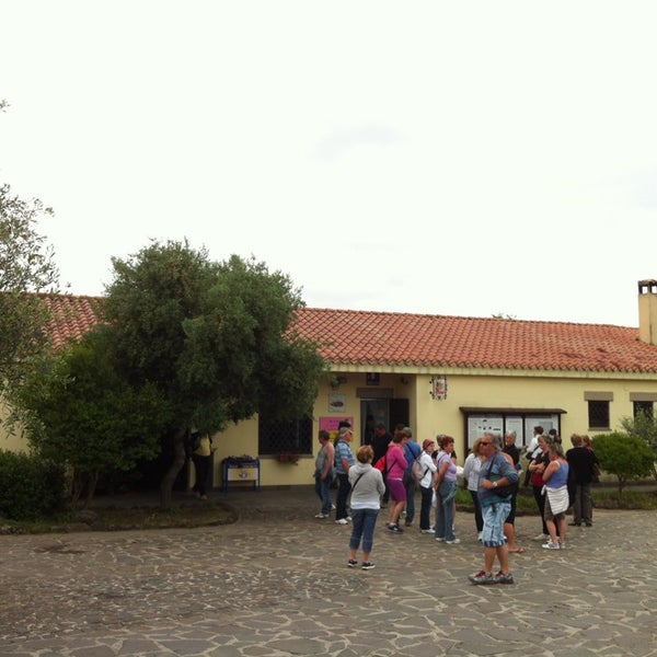 Das Foto wurde bei Parco Archeologico di Santa Cristina von Toni A. am 6/3/2013 aufgenommen