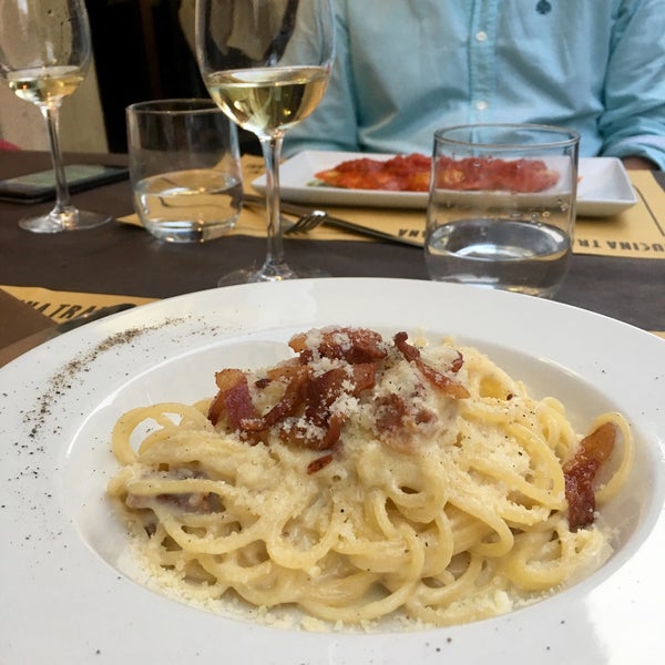 Das Foto wurde bei Osteria delle Commari von Fehér N. am 4/18/2018 aufgenommen