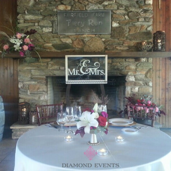 รูปภาพถ่ายที่ Marriott Ranch โดย Stephanie เมื่อ 10/21/2013