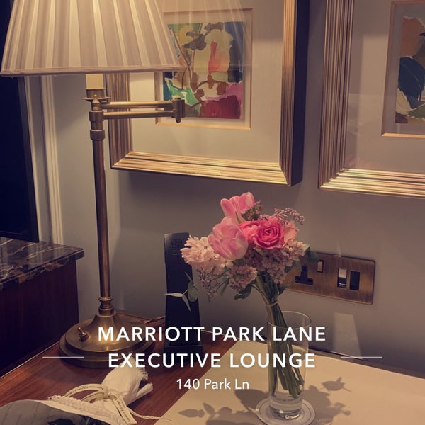 3/19/2022에 A🕊님이 London Marriott Hotel Park Lane에서 찍은 사진