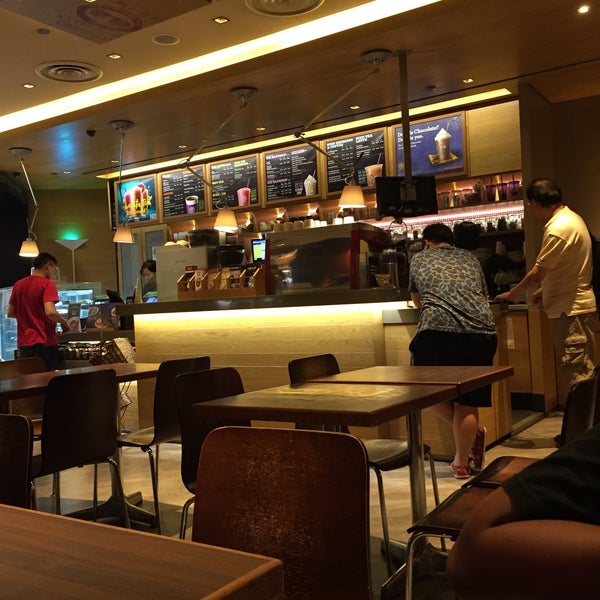 Photos at The Coffee Bean & Tea Leaf Café in Tampines