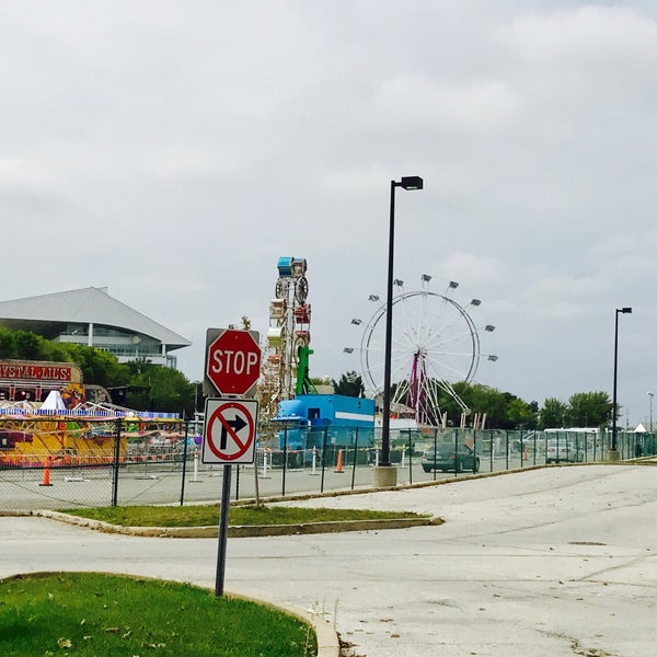 รูปภาพถ่ายที่ Arlington International Racecourse โดย Mary C. เมื่อ 9/25/2016