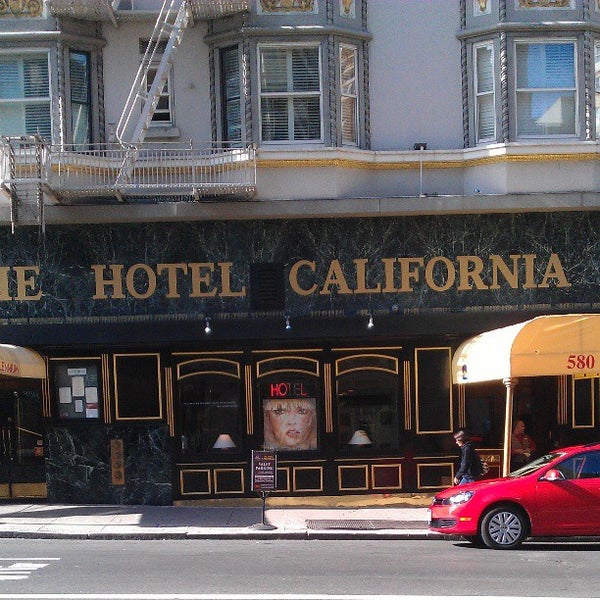 Отель калифорния на телефон. Отель Калифорния. Отель Калифорния фото. Отель Калифорния фото здания. Отель Калифорния старое здание.