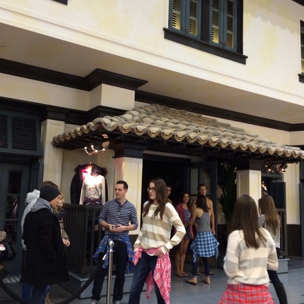 hollister france
