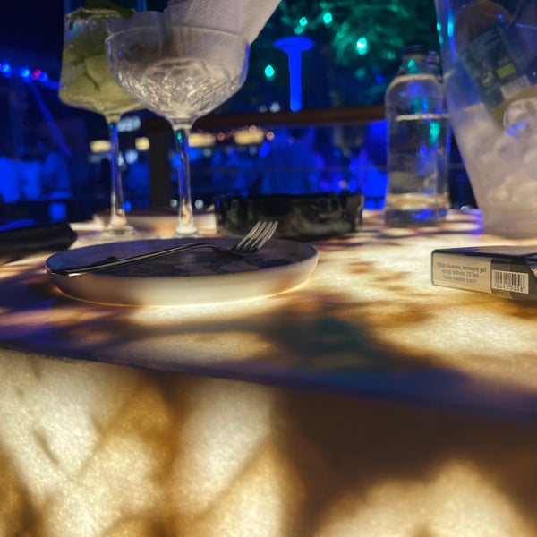 6/10/2022 tarihinde Benny B.ziyaretçi tarafından Liman Restaurant Lounge Club'de çekilen fotoğraf