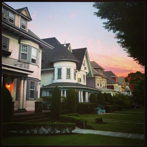 Ditmas Park Neighborhood in Brooklyn