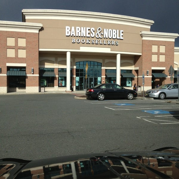 Barnes Noble Hamilton Nj