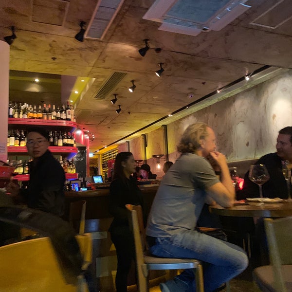 Photo taken at DiVino Wine Bar &amp; Restaurant by Deric A. on 1/21/2019