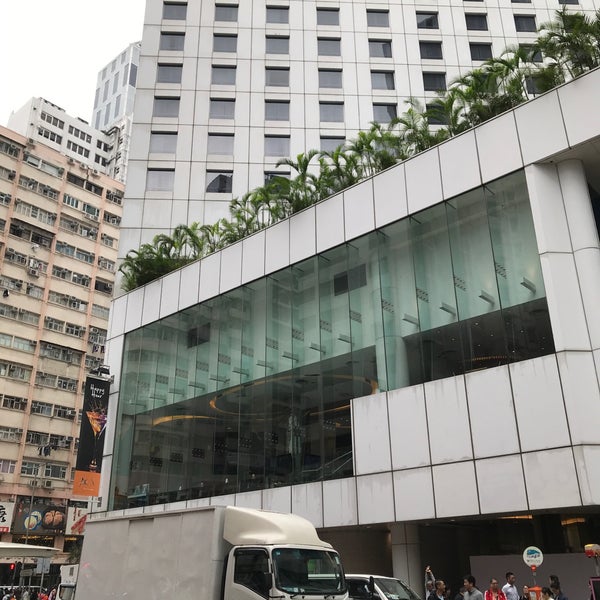 Снимок сделан в Novotel Century Hong Kong Hotel пользователем Deric A. 3/26/2019
