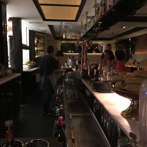Money Talks Raw Bar