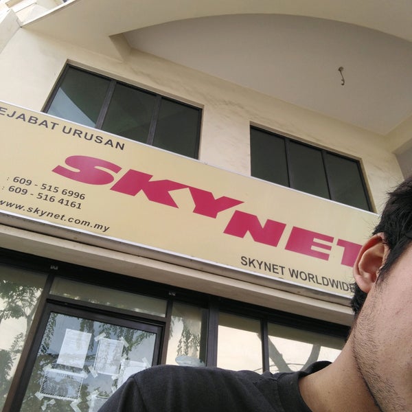 Skynet Currier Service Department Store In Kuantan