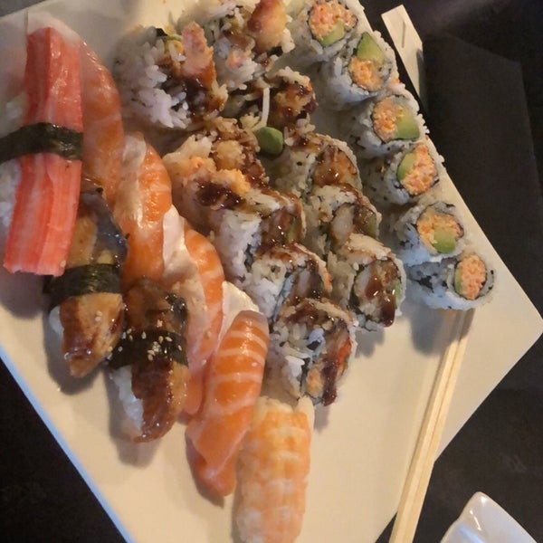 6/27/2019 tarihinde Abou K.ziyaretçi tarafından Sushi Ai'de çekilen fotoğraf