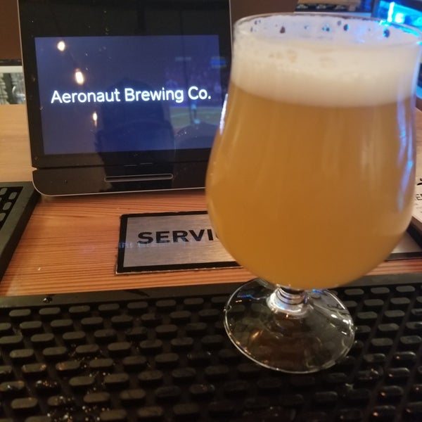 Photo taken at Aeronaut Brewing Company by James Y. on 3/7/2020